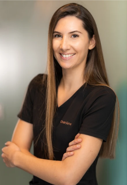 charlene assistante dentaire au cabinet d'orthodontie du Dr Boes-Hulmann